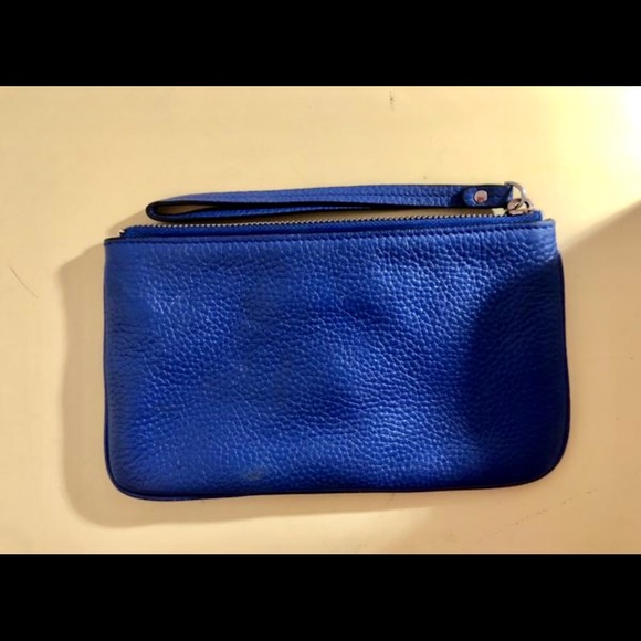 Kate Spade Wristlet - Picture 2 of 3
